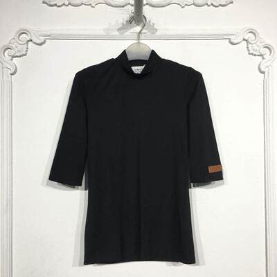 FLS系列 8212S001 时尚T恤品牌女装折扣颦薪