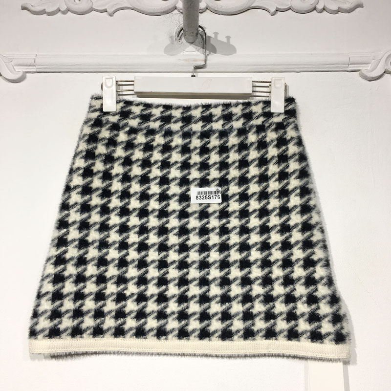 容系列 8325S176 时尚短裙品牌女装折扣颦薪,女装/女士精品,半身裙,淘宝优惠券,粉丝福利购,淘宝优惠卷