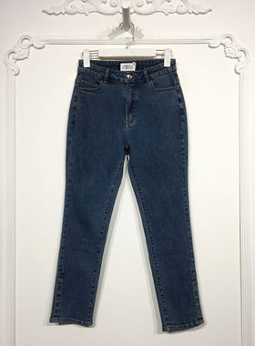 潮系列 8136S160 时尚牛仔长裤品牌女装折扣颦薪