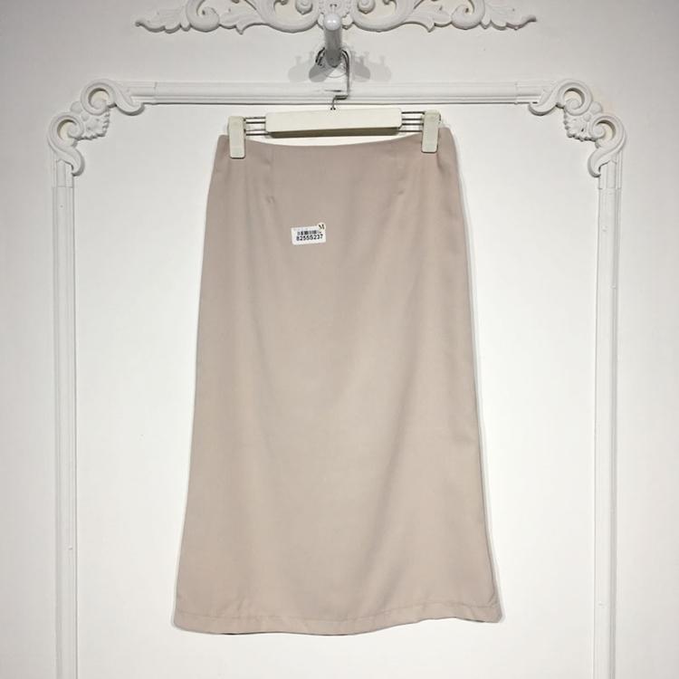 潮系列 8255S237 时尚半身裙品牌女装折扣颦薪