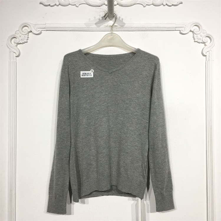 乔系列 8097S113 时尚针织衫品牌女装折扣颦薪