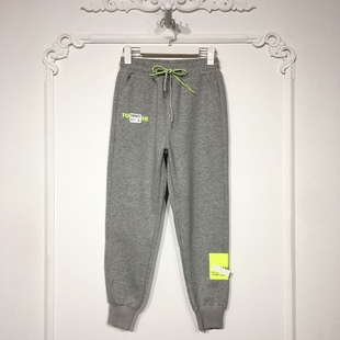 品牌女装 容系列 卫裤 时尚 折扣颦薪 D99623