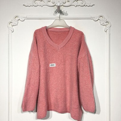 容系列 8252S075 时尚毛衣品牌女装折扣颦薪