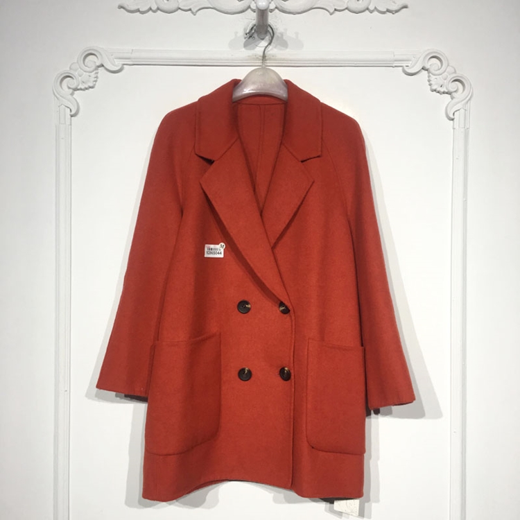 容系列 8286S044 时尚羊毛双面呢毛呢外套品牌女装折扣颦薪