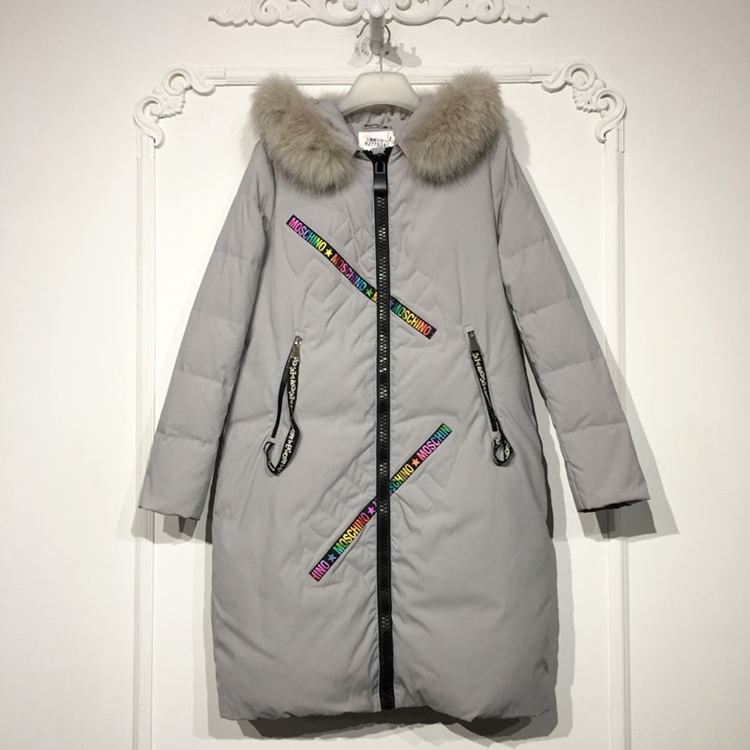 潮系列 8277S246 时尚真毛领羽绒服品牌女装折扣颦薪