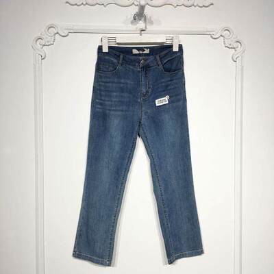 秋系列 8229S155 时尚牛仔九分裤品牌女装折扣颦薪