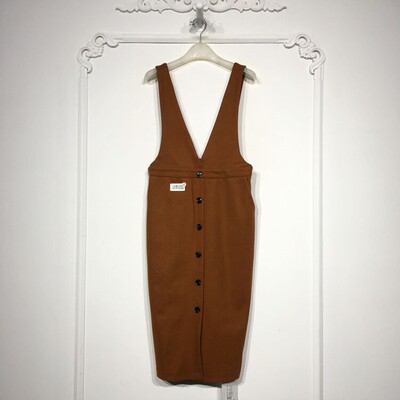 潮系列 8278S242 时尚背带连衣裙品牌女装折扣颦薪