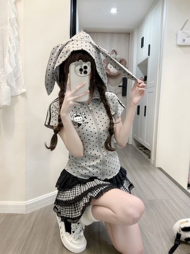 草莓熊自制日系复古可爱小兔开衫拉链连帽短袖女宅萌感收腰T恤