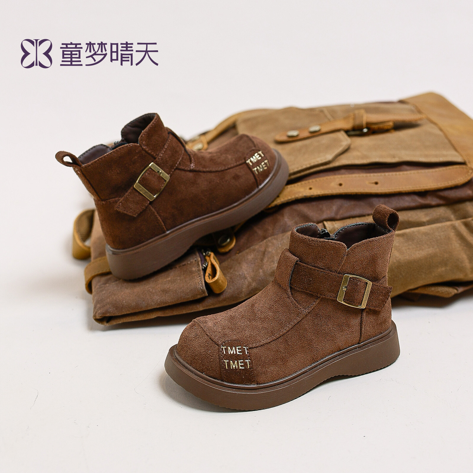 轻便易穿好打理的儿童靴子