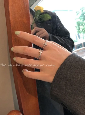 微镶潮时尚轻奢个性戒指女精致设计小众ins简约套戒开口高级交叉