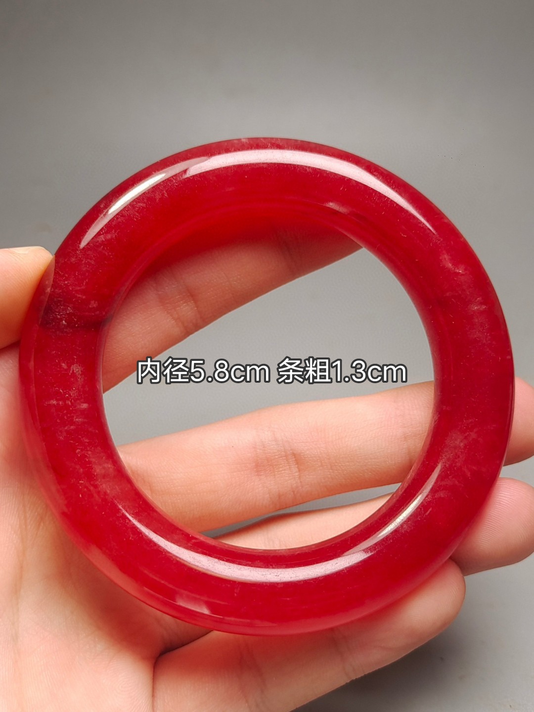 缅甸翡翠冰种手镯红翡翠玉镯子女生简约时尚饰品高端玉石手镯精选