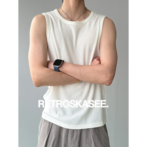 230G纯色夏日通勤百搭背心男