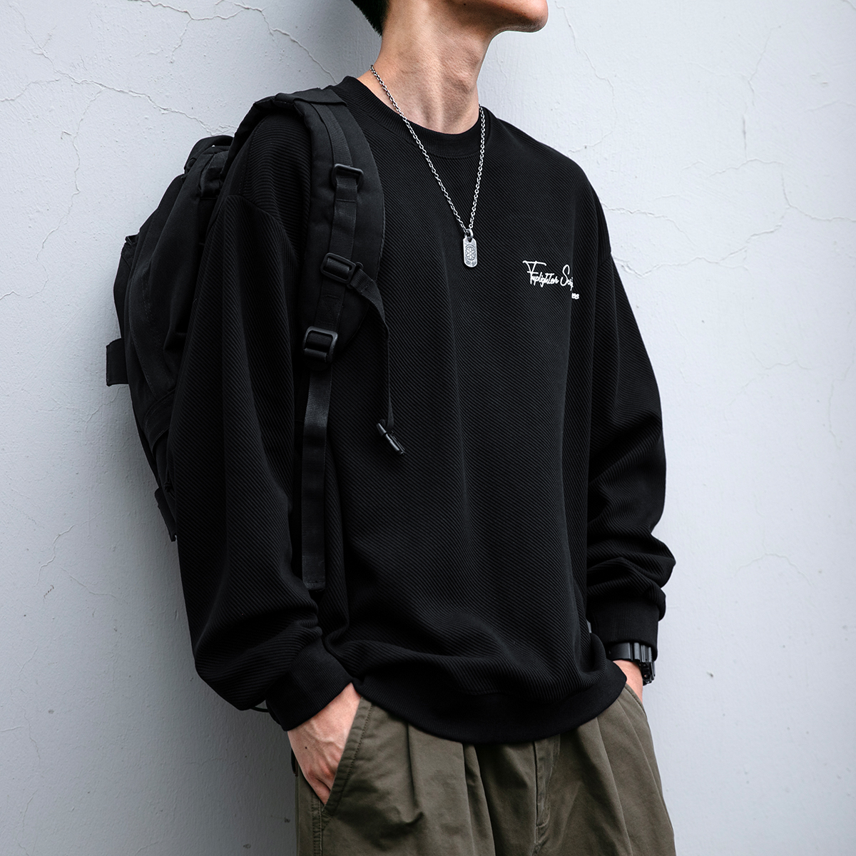 360G重磅斜纹肌理刺绣圆领卫衣