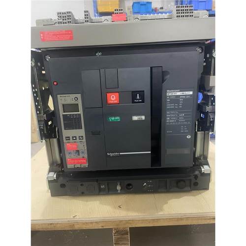 施耐德框架断路器，型号M