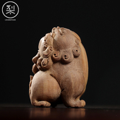 梨香院 印度老山檀香木手上盘玩文玩手玩把玩件 貔貅望天吼手把件