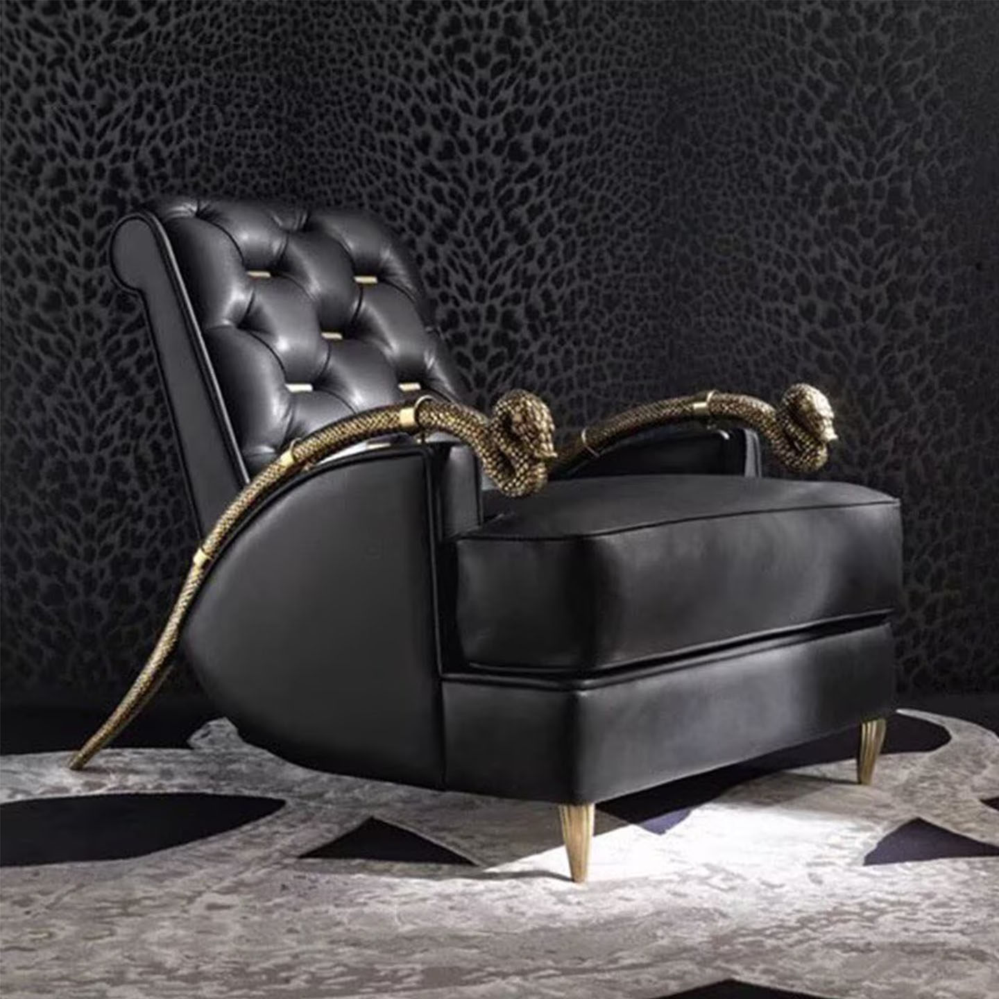 意式轻奢单人沙发椅客厅真皮蛇形纯铜腿休闲椅设计师款创意扶手椅