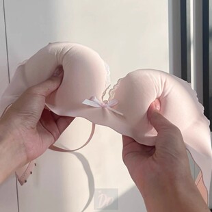 小胸甜妹爆沟bra！一片式内衣女小胸聚拢显大无钢圈蕾丝文胸