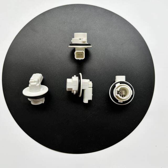 适用于轩逸奇骏楼兰英菲尼迪转向灯座转弯灯底座方向灯卤素灯泡