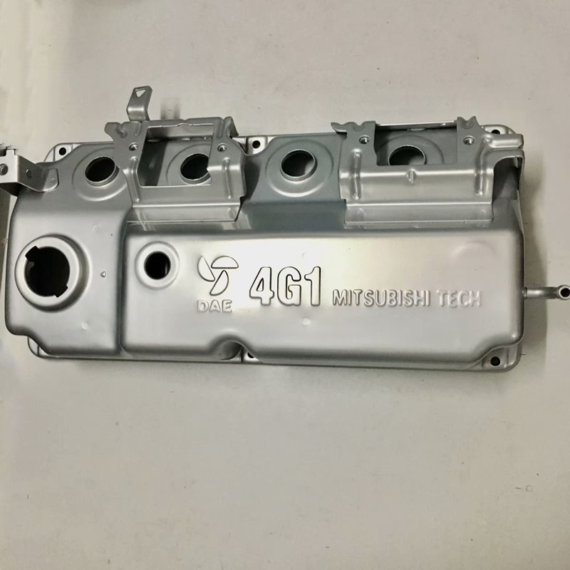 适配4G18发动机上盖菱帅蓝瑟比亚迪F3海福星气门室盖4G18气门室盖