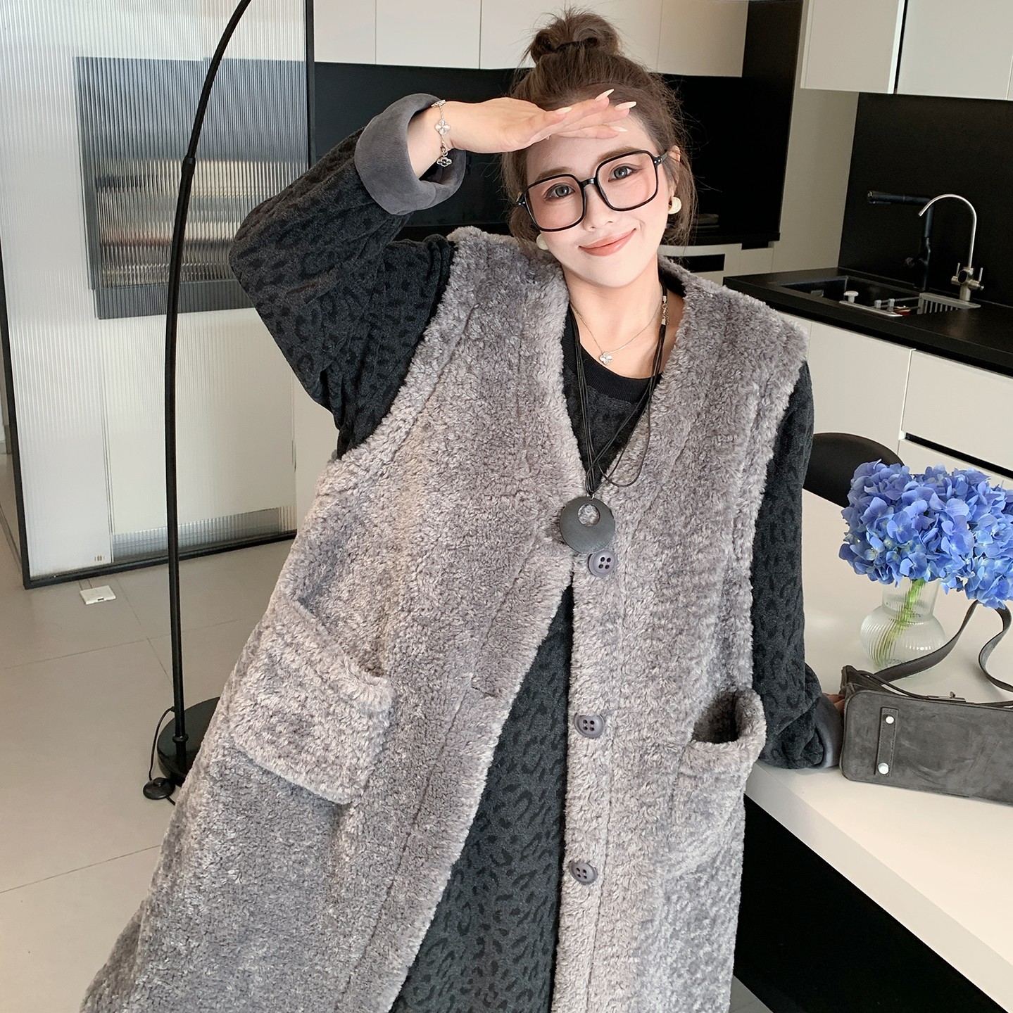 媛子家大码冬季胖mm6色时尚百搭毛绒长款马甲外套