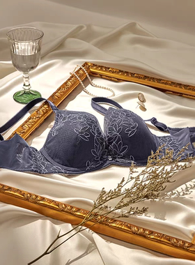 Triumph/专柜黛安芬水袋相思蕾丝性感【深V聚拢】文胸16-8719丰满