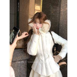 外套 小蛮腰90白鸭绒收腰羽绒服保暖轻薄短款 Lazy Didi暖冬贝壳