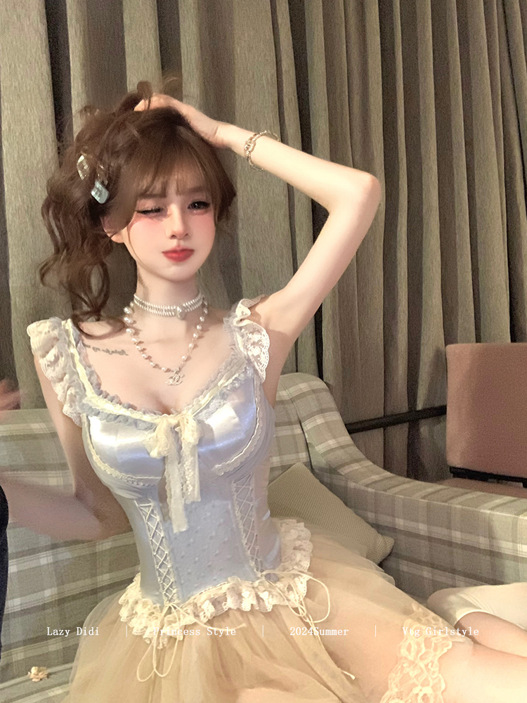 Lazy Didi香安娜苏 银蓝法式鱼骨胸衣缎面蕾丝吊带立体短款上衣