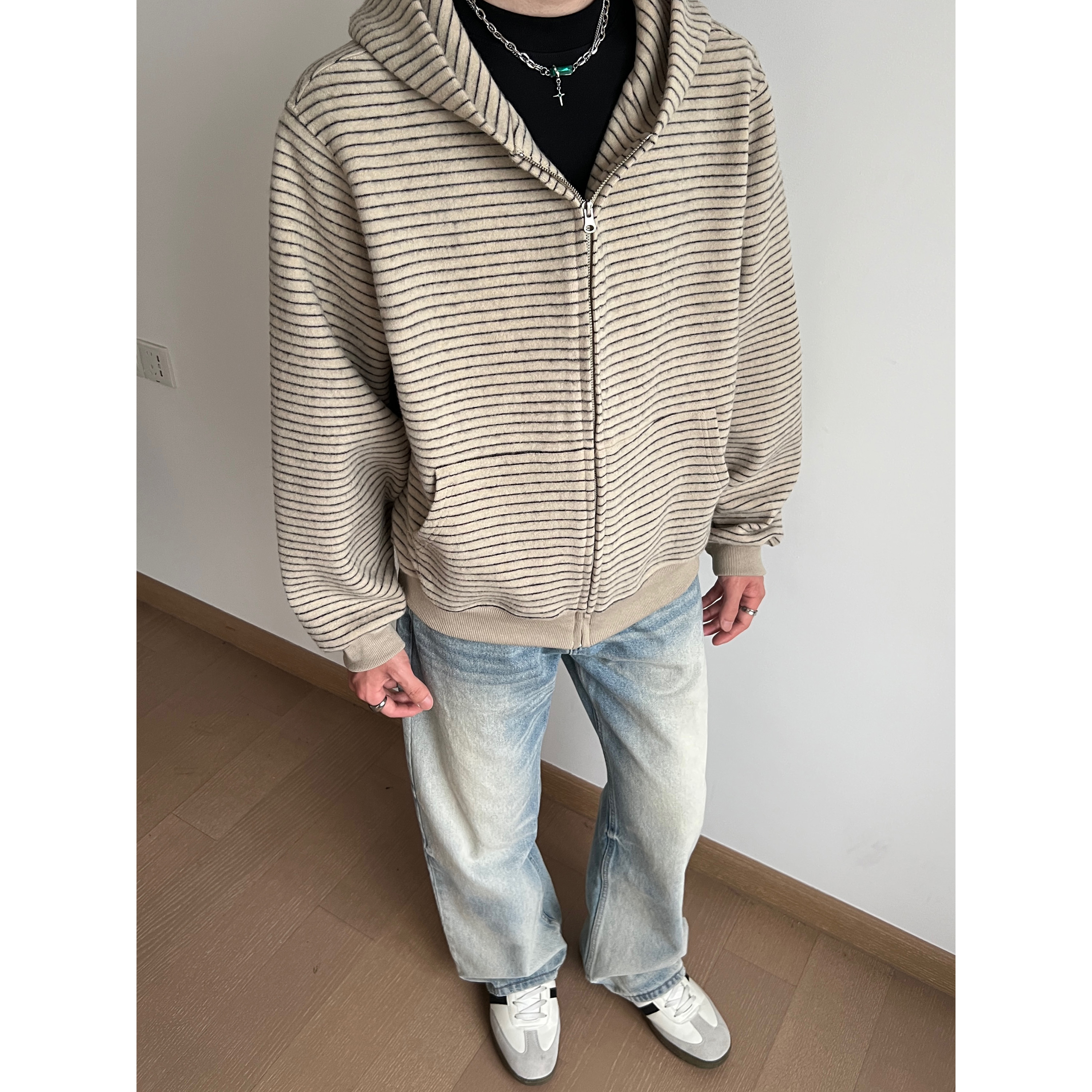 美式条纹连帽卫衣外套男