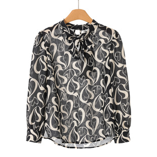 开叉弧形摆几何爱心套头衬衫 春装 108 熠 399西湖阁老