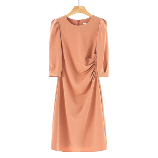 气质感圆领套头纯色褶皱收腰连衣裙117 春季 599西湖阁老 熠