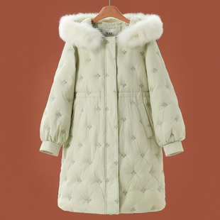 冬装 蕾 狐狸毛领连帽内腰抽绳刺绣羽绒服377 100锦纶 2599