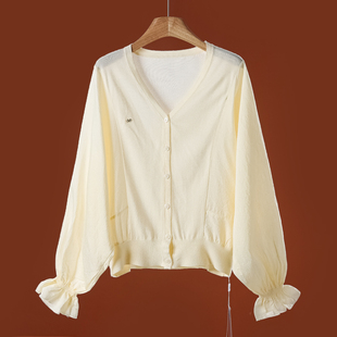 春季 祥 针织拼接喇叭袖 V领蝙蝠式 018 339 衬衫 100羊毛