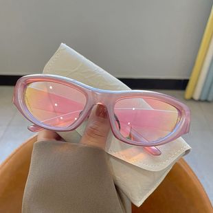 Y2k千禧風粉紫色墨鏡女高級感拍照網紅歐美式 太陽鏡. 太陽眼鏡時尚