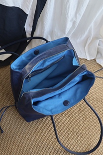 独行野兽头层植鞣牛皮真皮女包多隔层轻便大容量托特包时尚百搭蓝