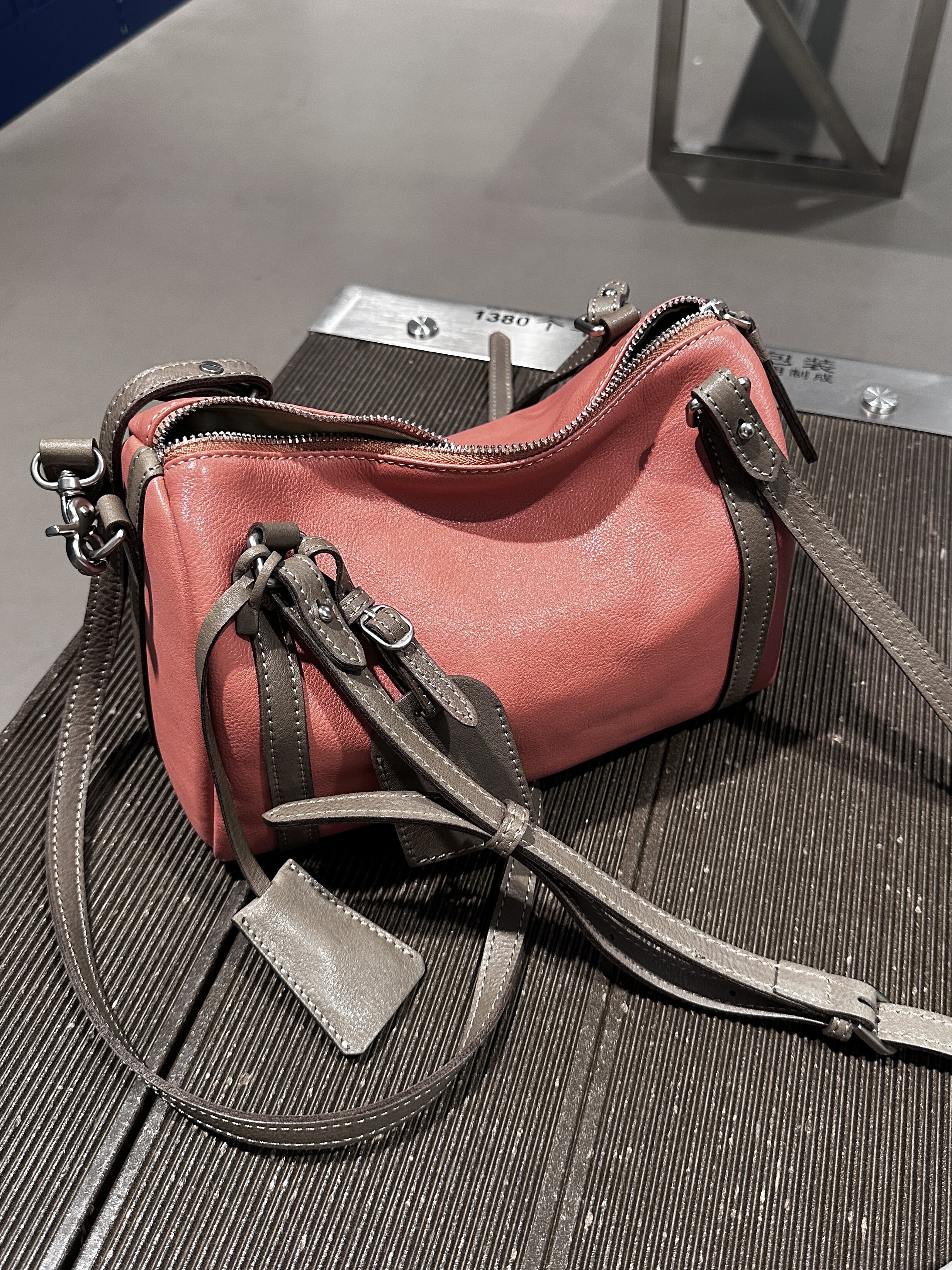 独行野兽原创头层植鞣牛皮真皮水桶包波士顿女包单肩斜挎包手提包