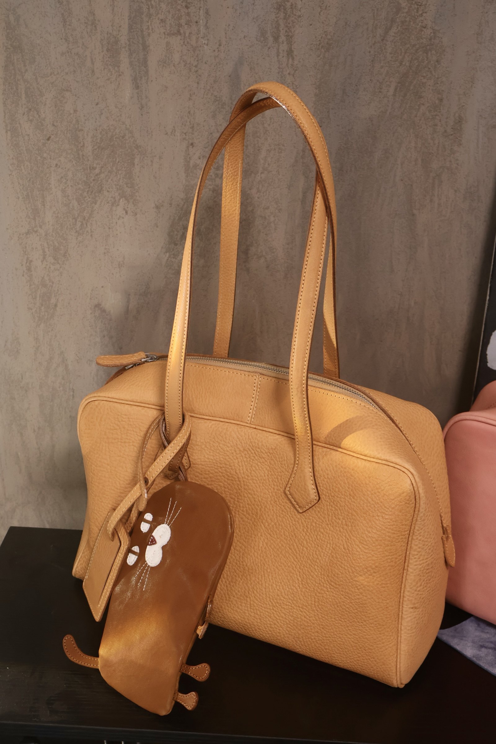 独行野兽维多利亚头层植鞣牛皮真皮女包单肩通勤托特包包电脑包