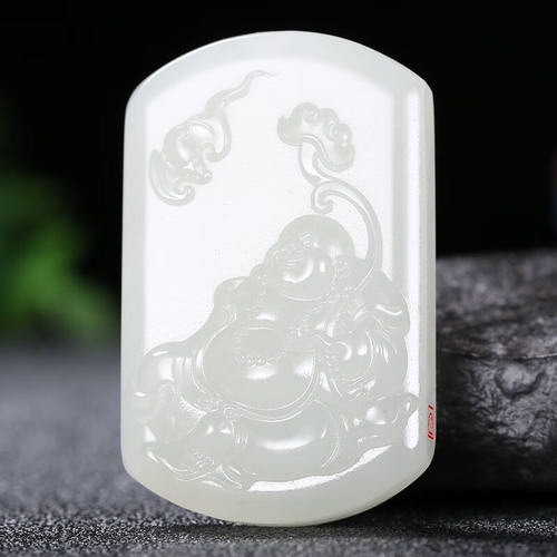 【珠宝严选】新疆玉雕工艺师冯立辉和田玉羊脂玉笑佛佛公玉牌吊坠