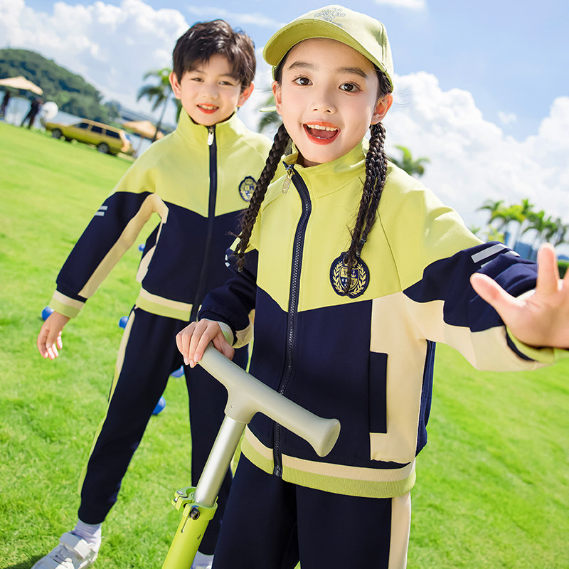 校服中小学生一年级班幼儿