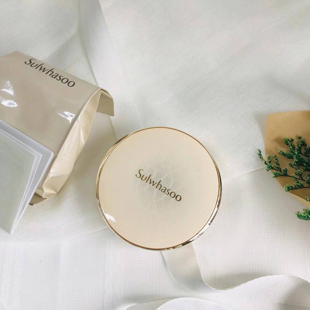 包邮韩国新款雪花秀致美养肤粉底液气垫