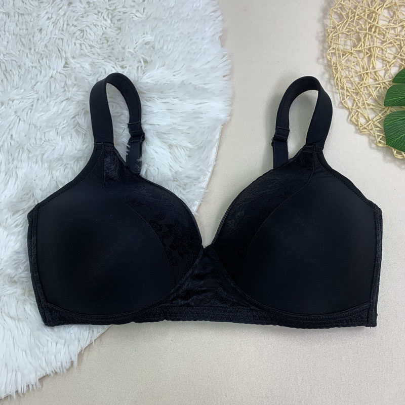 70-90CDEF无钢圈薄模杯内衣B0926黑色蕾丝拼接减压肩带大码文胸