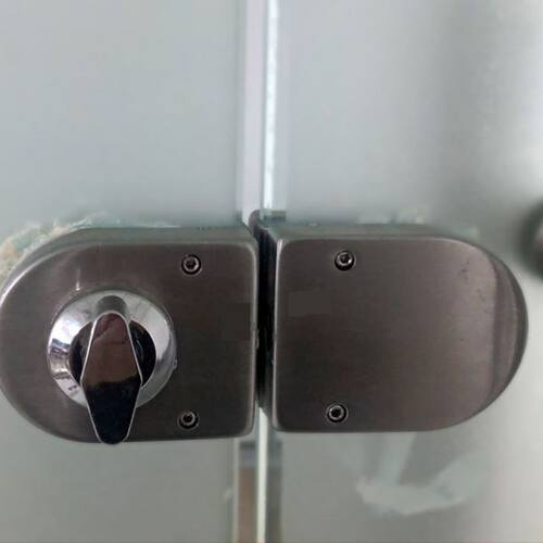 双门免开孔玻璃门地锁浴室锁卫生间单门双门锁不锈钢地插地锁卡扣