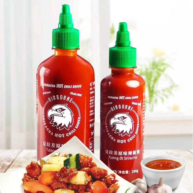 泰国进口红飞鹰辣椒酱sriracha是拉差原味甜辣酱西餐辣酱调料540g-封面