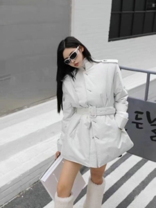 设计师款小众欧洲站2023冬季新款欧货 高品质系带显瘦鸭绒羽绒服