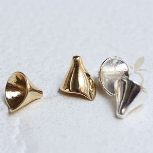 DIY饰品铸造铜配件11*11mm镀厚银镀厚金铜绿花瓣花托珠托(4744C)