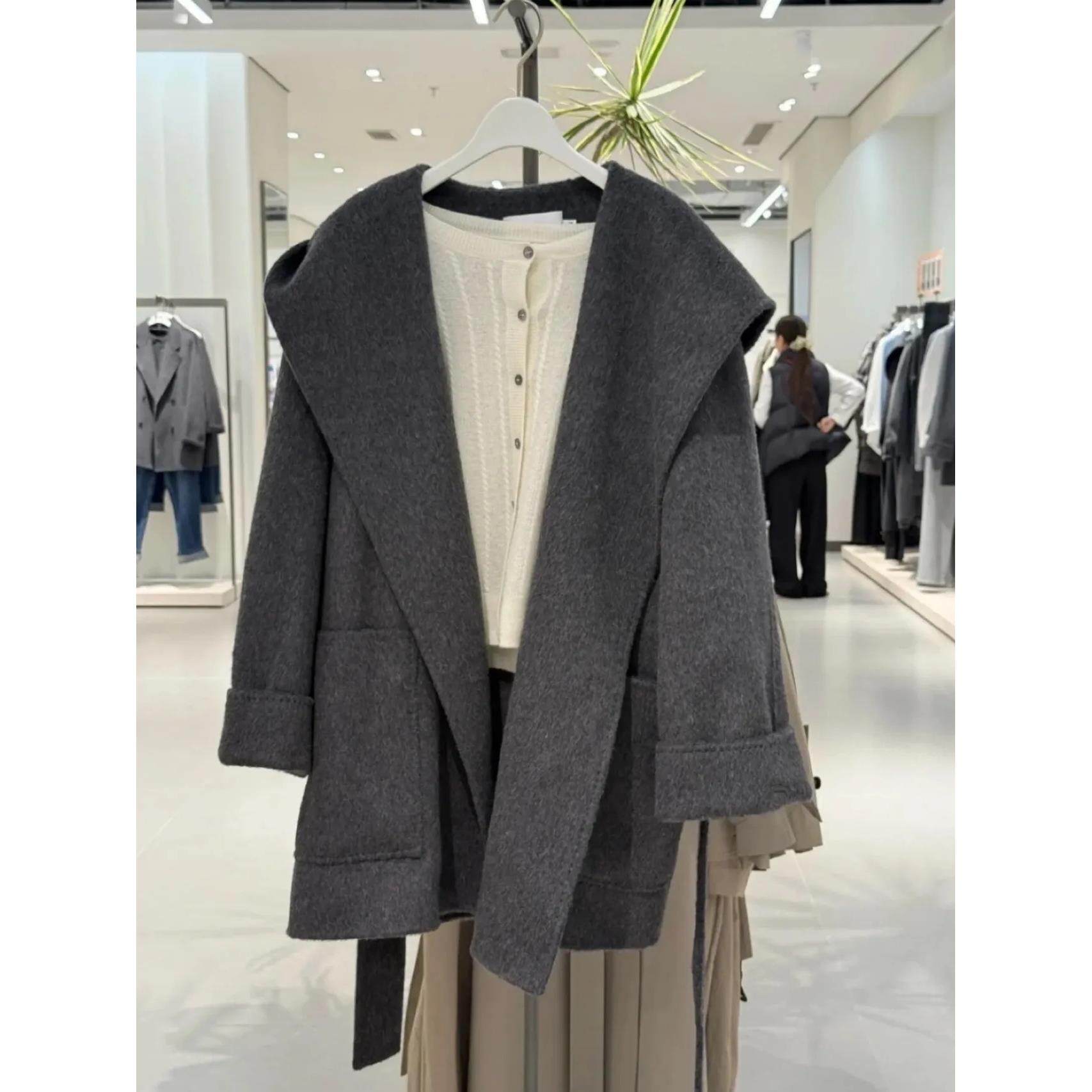 MM麦檬25冬新款绵羊毛浴袍斗篷短款双面呢毛呢大衣女5GA170833