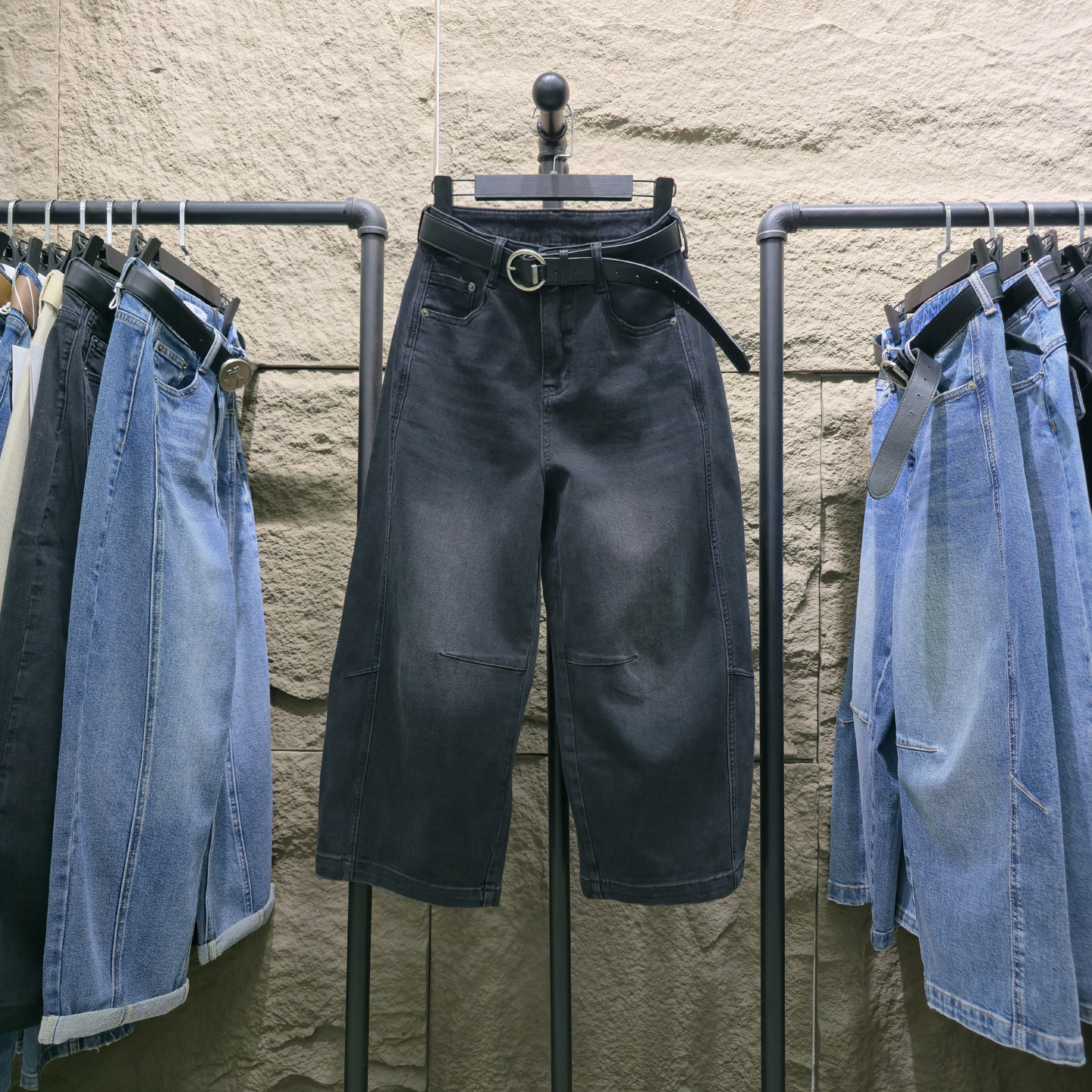 2026春新款黑色阔腿牛仔裤女高腰宽松显瘦八分弯刀裤小个子直筒裤