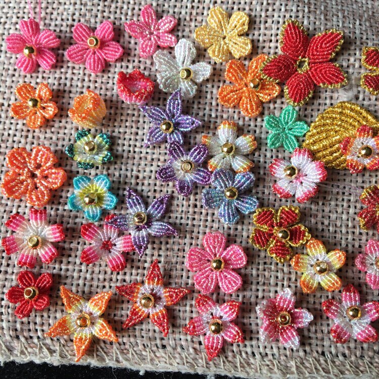 手工编织 小花配件 编绳花朵  五彩花 手绳手机绳挂绳配饰