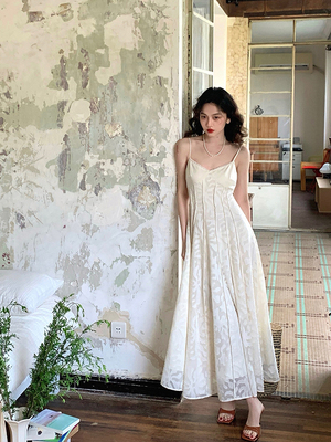 大码女装夏季薄款收腰显瘦吊带裙