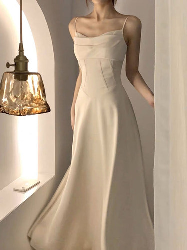 大码女装高级感缎面轻礼服吊带裙