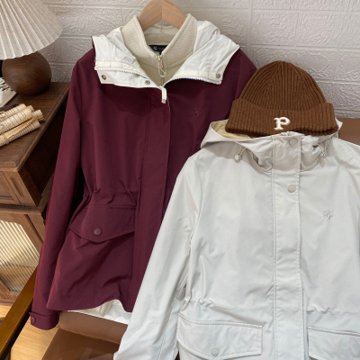 保罗彼得专柜正品女式一款双色冲锋衣经典百搭时尚SKECU00022